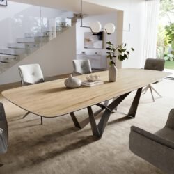 Esstisch Edge Boot 300x120 cm Keramik Laminam® Sabbia Eichefarbig Spider Flachstahl Edelstahl Graphit
