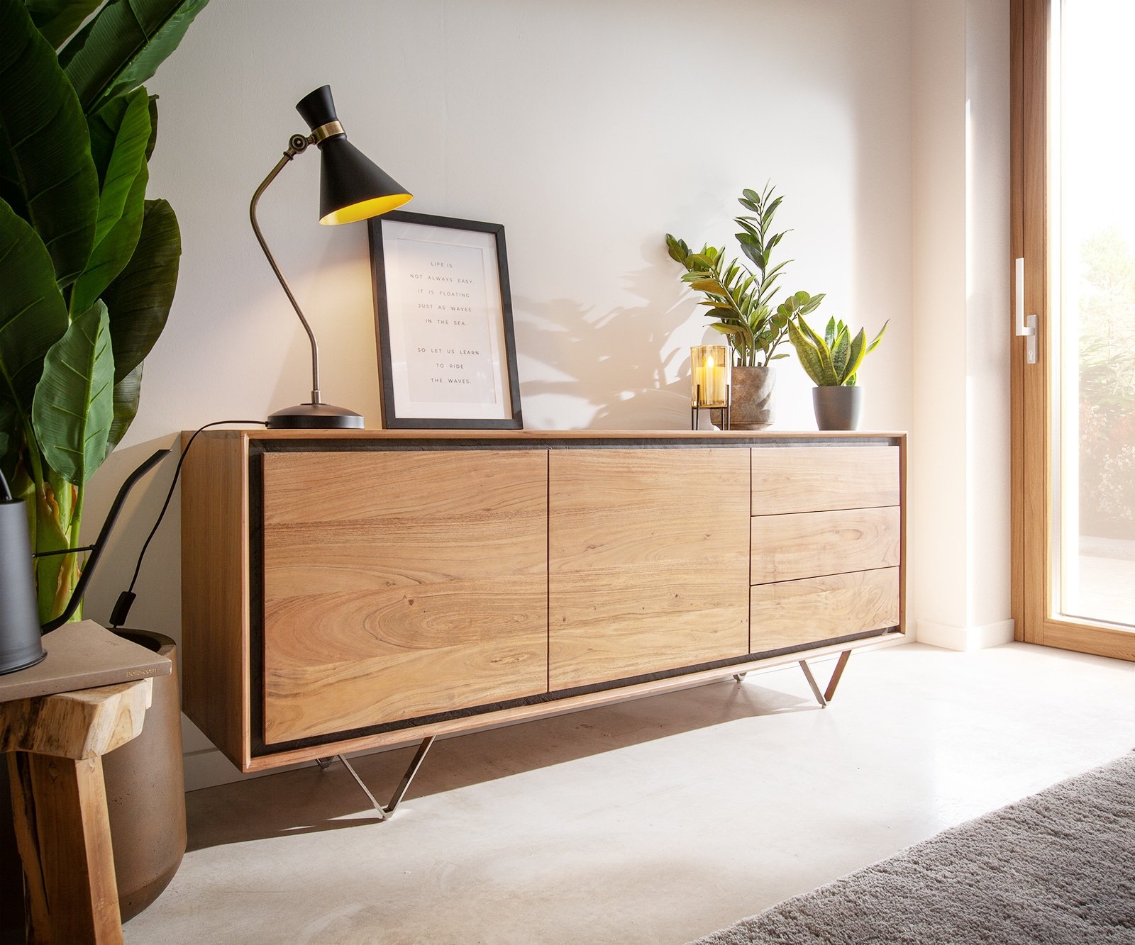 Sideboard Stonegrace 175 cm Akazie Natur 2 Türen 3 Schubladen Steinfurnier V-Fuß